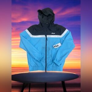 FILA Men’s hooded windbreaker. Size: Small